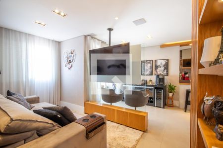 Sala de TV de apartamento à venda com 2 quartos, 77m² em Centro, Osasco