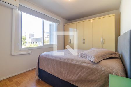 Quarto 1 de apartamento à venda com 2 quartos, 70m² em Santana, Porto Alegre