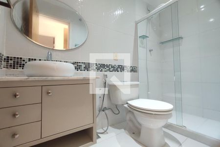 Casa de condomínio à venda com 100m², 3 quartos e 2 vagas Casa de condomínio à venda com 100m², 3 quartos e 2 vagas2º Pav - Banheiro Social