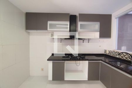 Casa de condomínio à venda com 100m², 3 quartos e 2 vagas Casa de condomínio à venda com 100m², 3 quartos e 2 vagas1º Pav - Cozinha