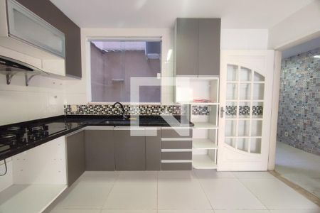 Casa de condomínio à venda com 100m², 3 quartos e 2 vagas Casa de condomínio à venda com 100m², 3 quartos e 2 vagas1º Pav - Cozinha