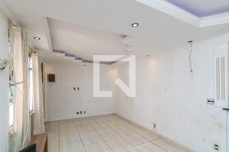 Sala de apartamento à venda com 2 quartos, 55m² em Brás de Pina, Rio de Janeiro