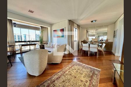 Apartamento à venda com 3 quartos, 165m² em Itaim Bibi, São Paulo