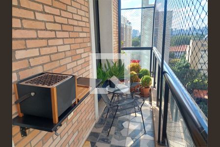 Apartamento à venda com 2 quartos, 135m² em Itaim Bibi, São Paulo