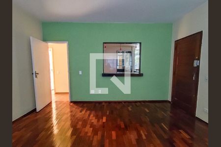 Sala de apartamento para alugar com 3 quartos, 80m² em Floresta, Belo Horizonte