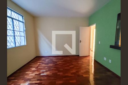 Sala de apartamento para alugar com 3 quartos, 80m² em Floresta, Belo Horizonte