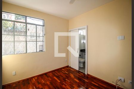 Quarto 1 de apartamento para alugar com 3 quartos, 80m² em Floresta, Belo Horizonte