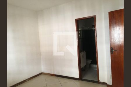 Casa à venda com 5 quartos, 318m² em Charitas, Niterói