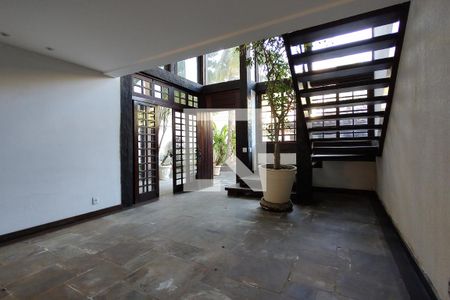 Sala de casa para alugar com 4 quartos, 1100m² em Freguesia (jacarepaguá), Rio de Janeiro