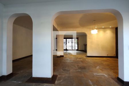 Sala de casa para alugar com 4 quartos, 1100m² em Freguesia (jacarepaguá), Rio de Janeiro