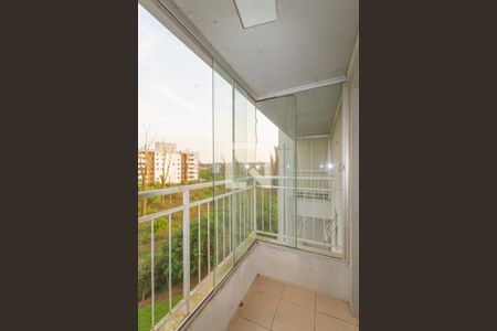 Sacada de apartamento à venda com 2 quartos, 47m² em Olaria, Canoas