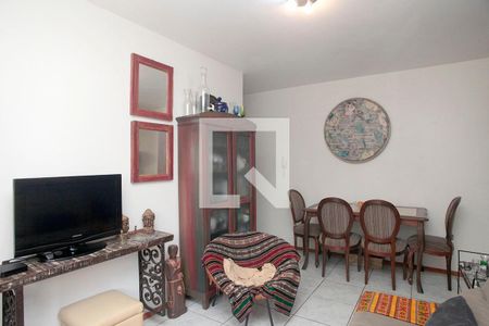 Sala de apartamento para alugar com 2 quartos, 68m² em Jardim do Salso, Porto Alegre