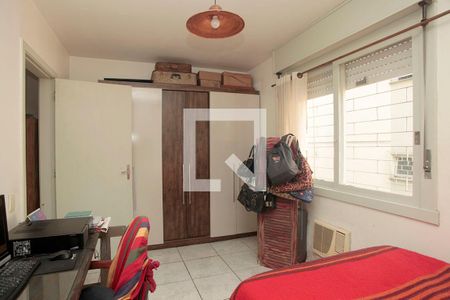 Quarto 1 de apartamento para alugar com 2 quartos, 68m² em Jardim do Salso, Porto Alegre