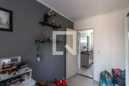 Quarto 2 de apartamento à venda com 3 quartos, 56m² em Conjunto Residencial José Bonifácio, São Paulo