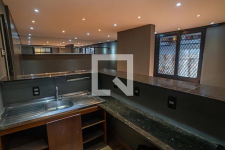 Sala de casa para alugar com 4 quartos, 250m² em Botafogo, Rio de Janeiro