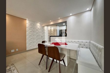 Sala de apartamento à venda com 2 quartos, 79m² em Campestre, Santo André