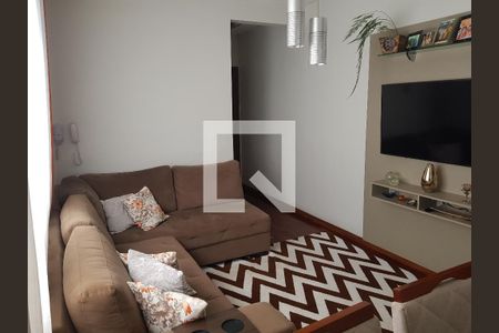 Sala de apartamento para alugar com 3 quartos, 76m² em Centro, Contagem