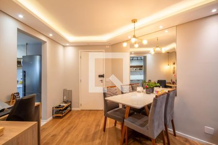 Sala de apartamento à venda com 2 quartos, 52m² em Padroeira, Osasco