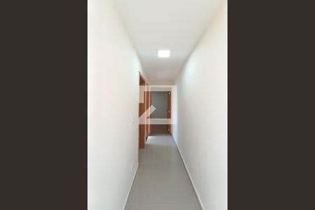 Corredor de apartamento para alugar com 2 quartos, 44m² em Parque Industrial, Campinas