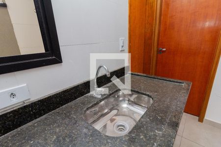 Sala e Cozinha de apartamento para alugar com 2 quartos, 37m² em Vila Ré, São Paulo