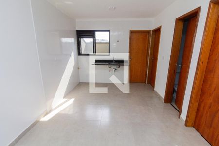 Sala e Cozinha de apartamento para alugar com 2 quartos, 37m² em Vila Ré, São Paulo