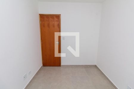 Quarto 1 de apartamento para alugar com 2 quartos, 37m² em Vila Ré, São Paulo