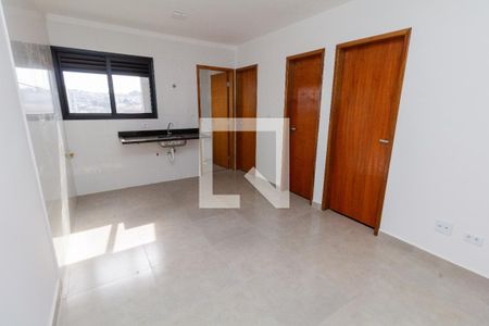 Sala e Cozinha de apartamento para alugar com 2 quartos, 37m² em Vila Ré, São Paulo