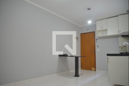 Sala de apartamento à venda com 2 quartos, 42m² em Jardim Las Vegas, Santo André