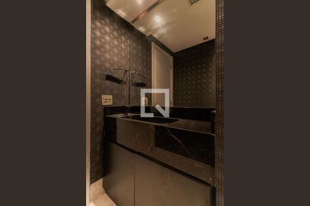 Lavabo de apartamento para alugar com 1 quarto, 66m² em Três Figueiras, Porto Alegre