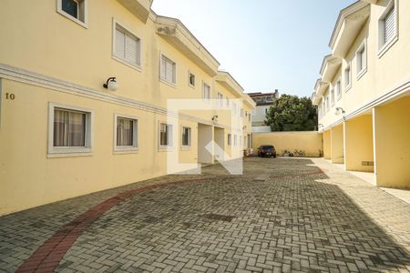 Casa de condomínio à venda com 68m², 3 quartos e 1 vaga Casa de condomínio à venda com 68m², 3 quartos e 1 vagaÁrea externa