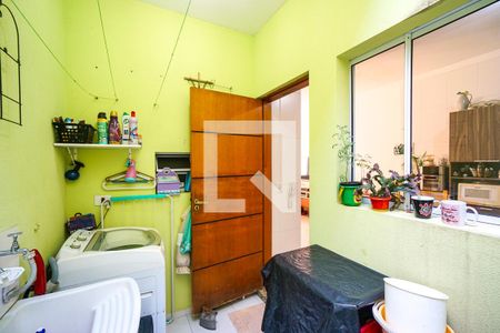 Casa de condomínio à venda com 68m², 3 quartos e 1 vaga Casa de condomínio à venda com 68m², 3 quartos e 1 vagaÁrea de serviço