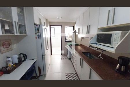 Apartamento à venda com 4 quartos, 147m² em Icaraí, Niterói