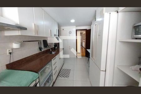 Apartamento à venda com 4 quartos, 147m² em Icaraí, Niterói