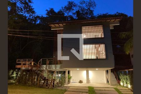 Casa à venda com 3 quartos, 286m² em Itaipu, Niterói