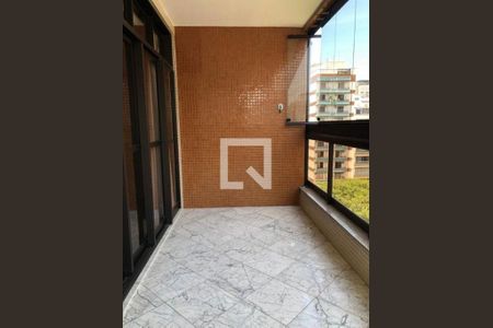 Apartamento à venda com 4 quartos, 130m² em Icaraí, Niterói