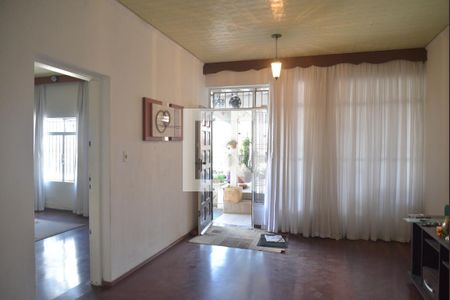 Sala de casa à venda com 3 quartos, 300m² em Vila Pinheirinho, Santo André