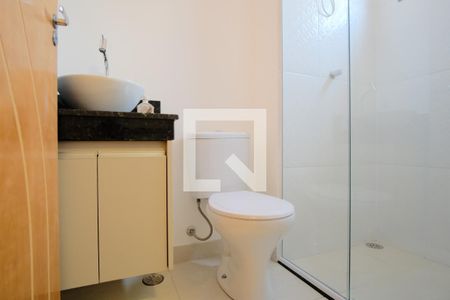 Banheiro de kitnet/studio para alugar com 1 quarto, 25m² em Vila Gomes Cardim, São Paulo