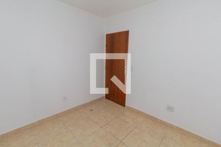 Quarto 1 de apartamento para alugar com 2 quartos, 42m² em Parque Cisper, São Paulo