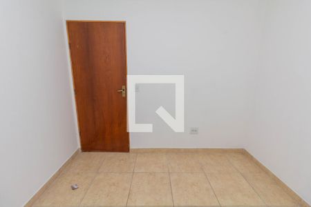 Quarto 1 de apartamento para alugar com 2 quartos, 42m² em Parque Cisper, São Paulo