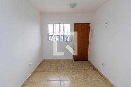 Sala de apartamento para alugar com 2 quartos, 42m² em Parque Cisper, São Paulo