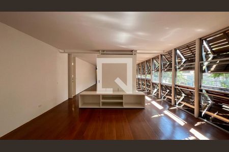 Sala de apartamento à venda com 3 quartos, 310m² em Cerqueira César, São Paulo