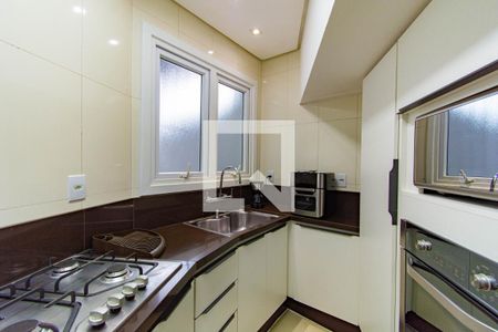 Cozinha  de casa de condomínio à venda com 3 quartos, 93m² em Fátima, Canoas