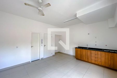 Sala/Quarto de kitnet/studio para alugar com 1 quarto, 18m² em Brás, São Paulo