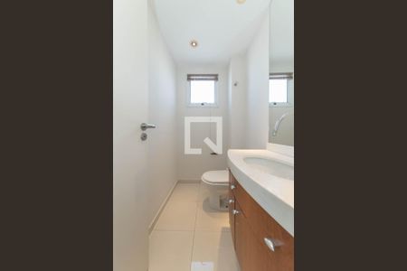 Lavabo de apartamento à venda com 3 quartos, 256m² em Vila Gumercindo, São Paulo