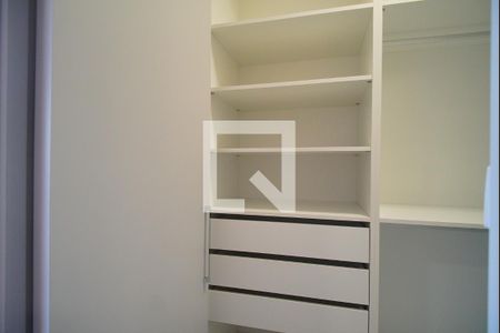 Closet de kitnet/studio para alugar com 1 quarto, 39m² em Centro, Novo Hamburgo