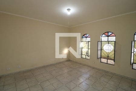 Sala de casa para alugar com 3 quartos, 120m² em Vila Antonieta, São Paulo