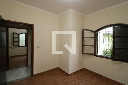 Quarto 2 de casa para alugar com 3 quartos, 120m² em Vila Antonieta, São Paulo