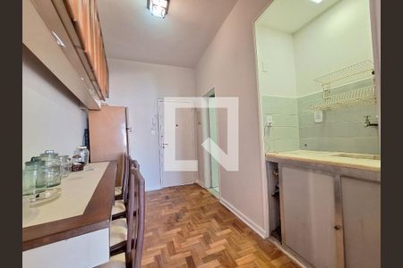 Cozinha  de kitnet/studio para alugar com 1 quarto, 43m² em Centro, Rio de Janeiro