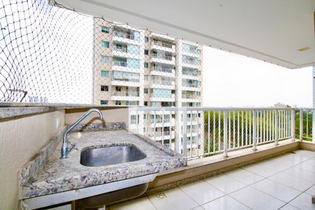 Varanda da Sala de apartamento para alugar com 2 quartos, 70m² em Pituaçu, Salvador