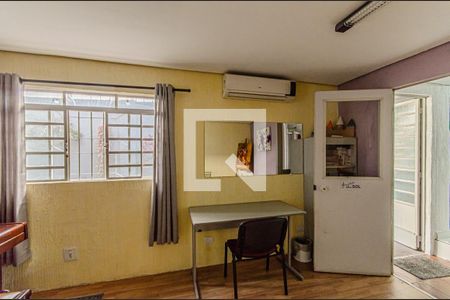 Sala de casa à venda com 3 quartos, 80m² em Vila Mariana, São Paulo